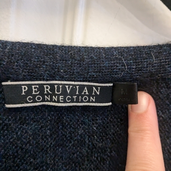 Peruvian Connection 100% Alpaca V-neck Sweater - Picture 2 of 4